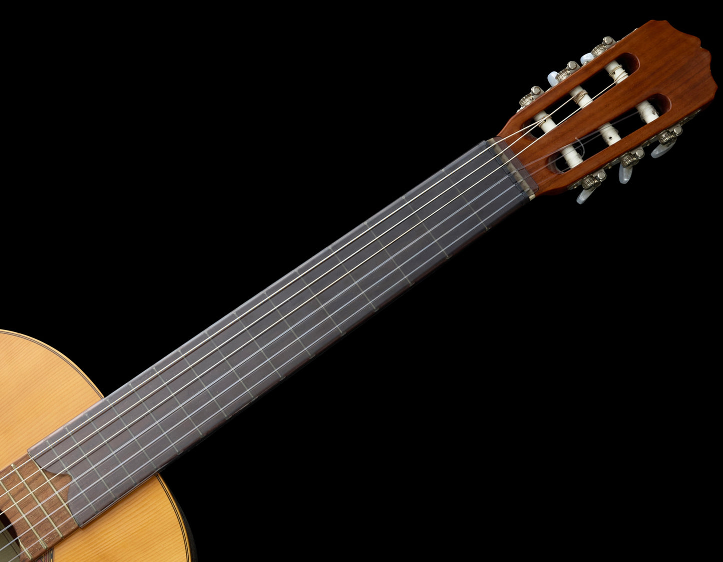 Classical Guitar Flatter – 25.6” (650 mm) Scale